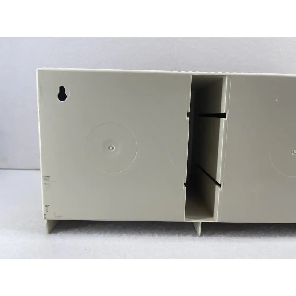 VTG Case Logic 30 Disc Wall Mount CD Storage Rack Beige Plastic Organizer